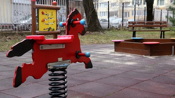 кзк разследва столичната община нередности строежа детски градини