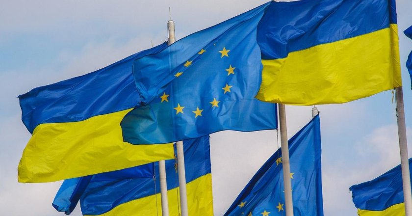 bloomberg узна франция италия laquoударилиraquo украйна