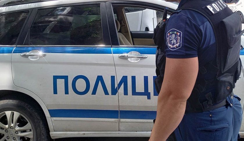 полицай простреля маскиран младеж софия