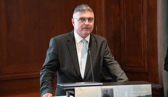 българският посланик вашингтон подаде оставка