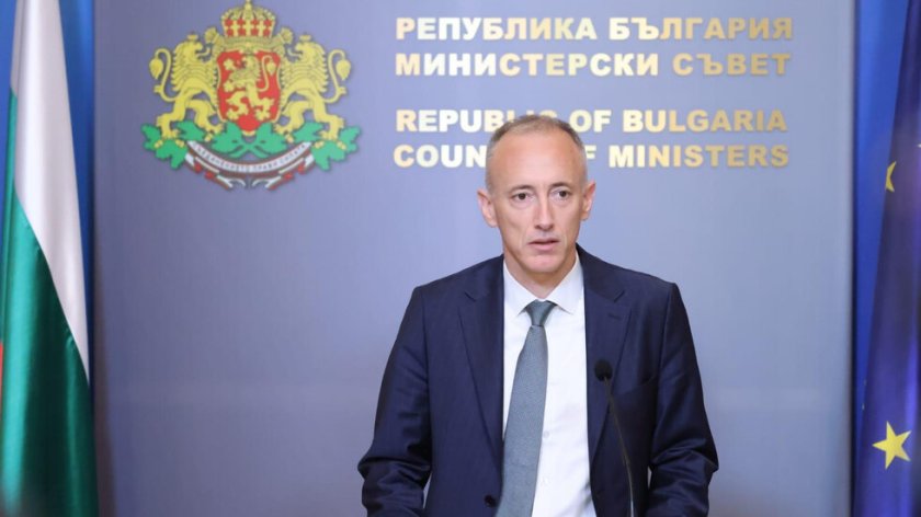 мон сформира щаб осигуряване транспорт зрелостници софия