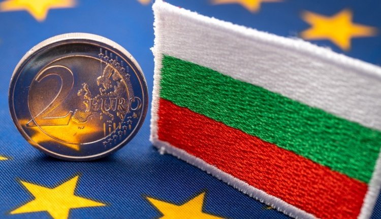 потвърди кредитния рейтинг българия положителна перспектива страната все близо еврозоната
