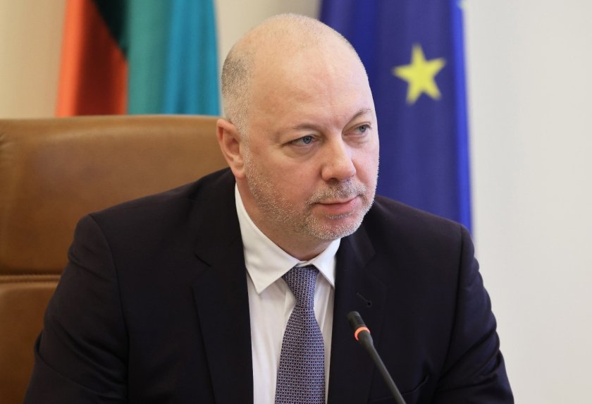 росен желязков лъч миналото сочи бъдещето