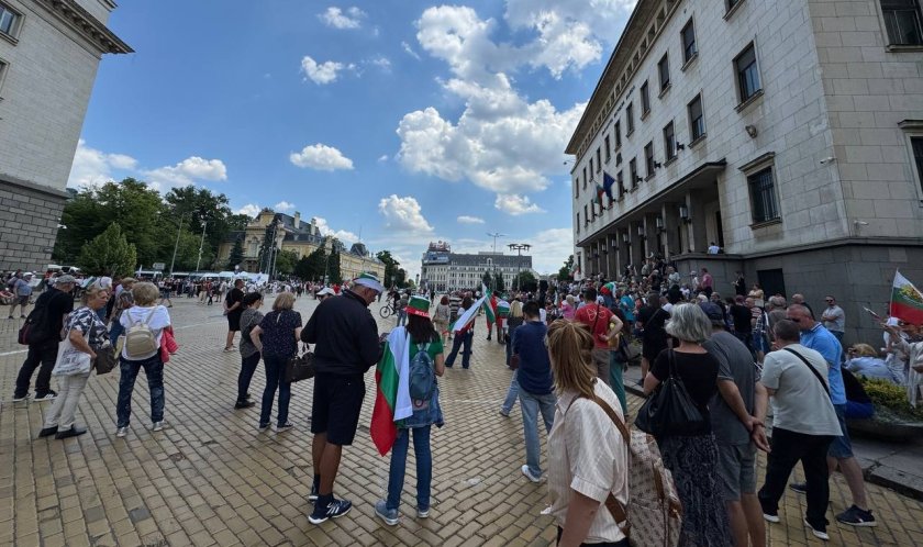 протестиращите защита лева обявиха нов национален протест неделя 1200 снимки