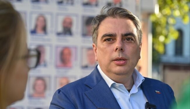 асен василев отказвам имунитета