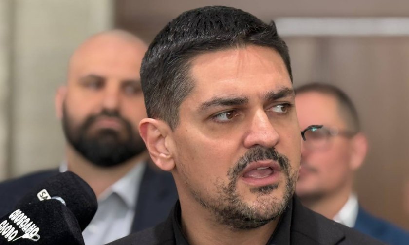 радостин василев меч подкрепят вота недоверие bdquoвъзражданеldquo заплашват алтернативен вот заради разпада опозицията