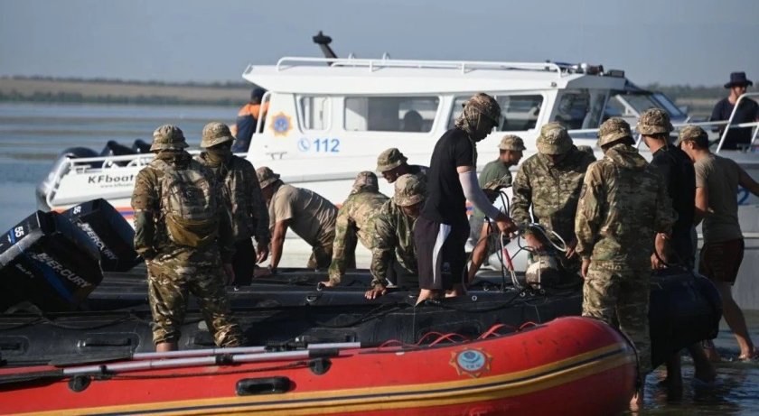 казахстански спасители откриха второ тяло катастрофата военен хеликоптер
