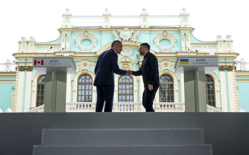 канада изпраща военна помощ млрд канадски долара украйна септември