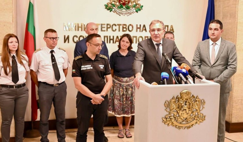 българия инвестира млн лева оборудване доброволците пожарната безопасност