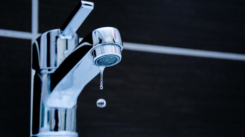 протест брезник заради водната криза ndash хората искат чиста питейна вода