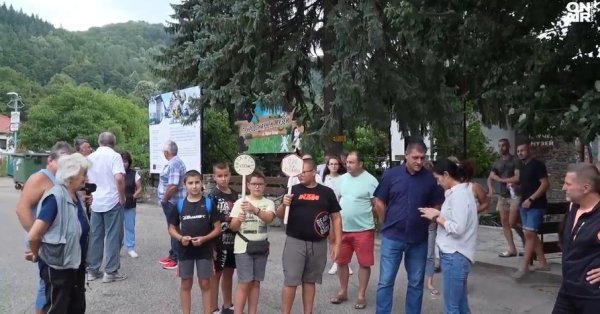 жителите орешак черни осъм обявиха изграждането язовир bdquoчерни осъмldquo