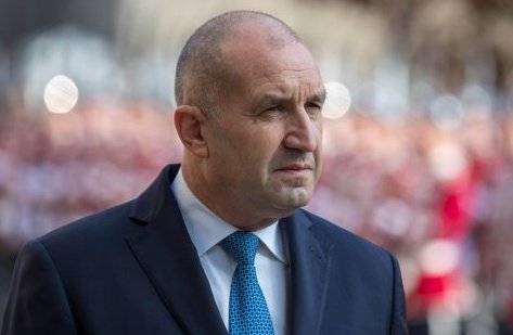 радев мирът украйна налага сила