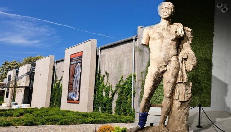 румен радев разгледа реставрираната статуя хераклея синтика наим бан