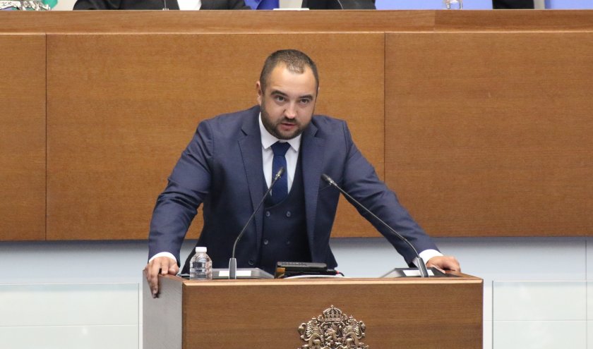 галин дурев септември ден противопоставяне размисъл единение