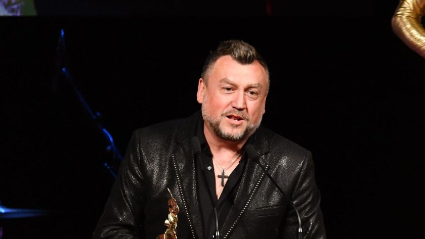 любо киров изпълни песните симфоничен камерен оркестър ндк