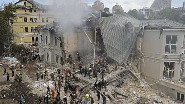 руска въздушна атака отне живота цивилни донецка област