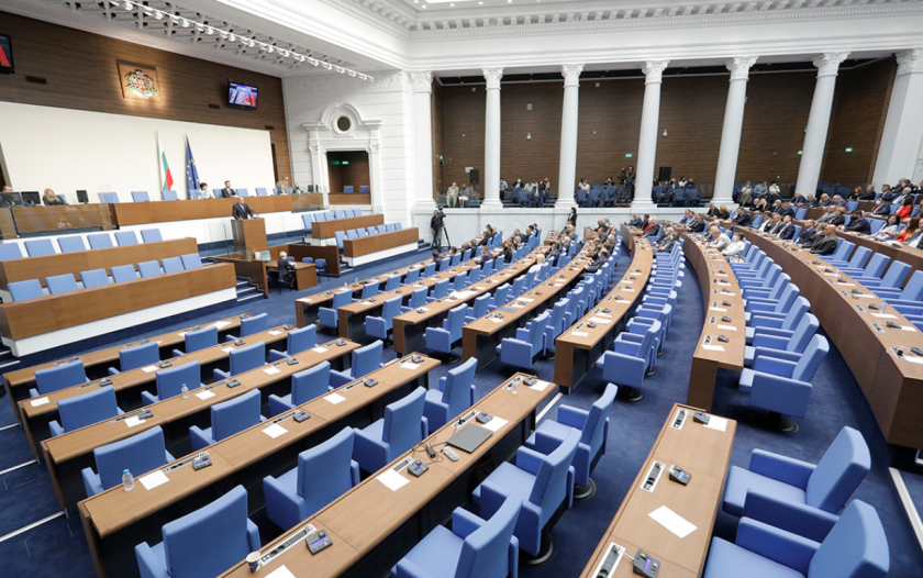 събира извънредно заседание