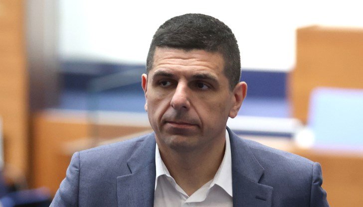 ивайло мирчев радев обърна позицията еврото без обяснение