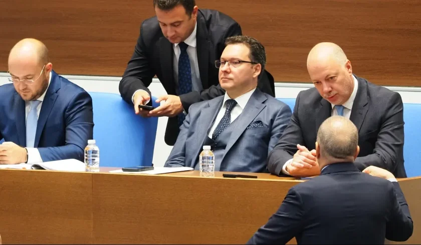 часови дебати опозицията атакува мвр митов нарече мотивите вота недоверие bdquoкомпилация измислициldquo