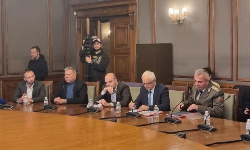 българия обмисля засилване охраната въздушното пространство помощта съюзници