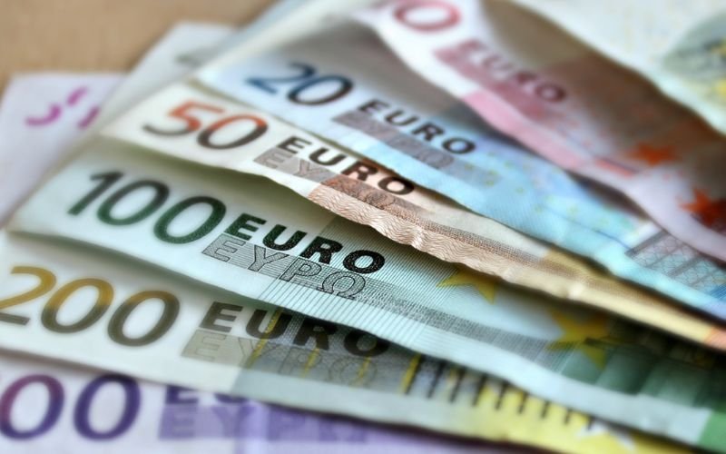 преките чуждестранни инвестиции нас достигат 1537 млрд евро края август ndash спад 109 годишна база