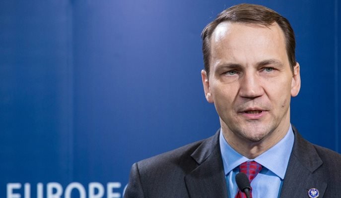 полша заплаши арестува путин самолетът премине нейното въздушно пространство