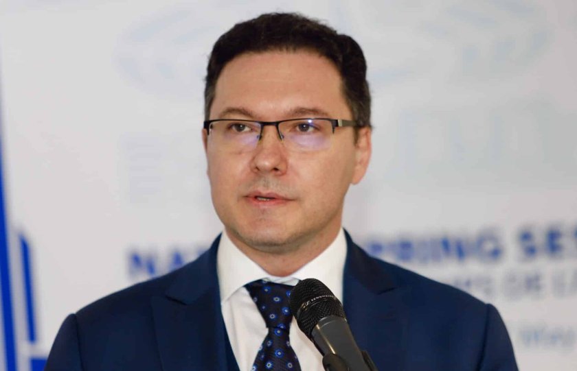 вътрешният министър даниел митов открива форума bdquoбългария шенгенldquo