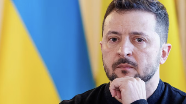 войната върви дългът расте ndash украйна купува мир годишна кредитна bdquoабонаментна картаldquo