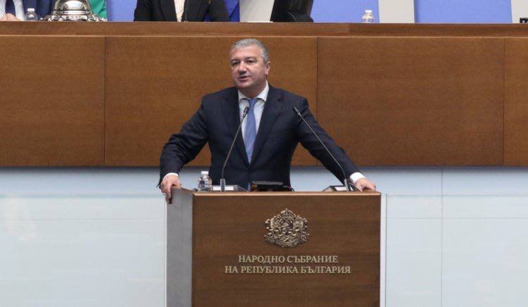 драгомир стойнев партиите застанаха забраната износ дизел джет гориво предпочитат сръбски македонски интереси българските