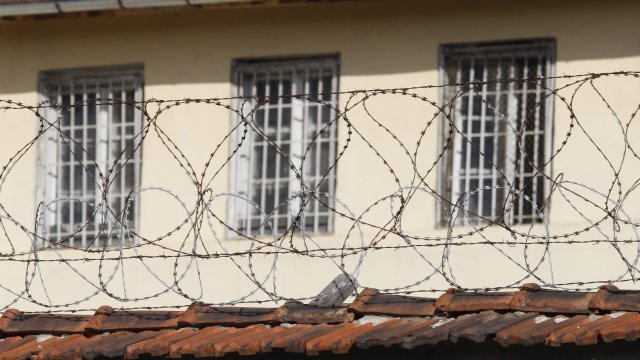 бруталните разкрития схемите покрай софийския затвор продължават 856 000 причини мечтаеш поста началника