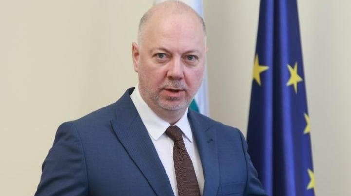 желязков бюджетният дефицит остане приходите растат рекордно