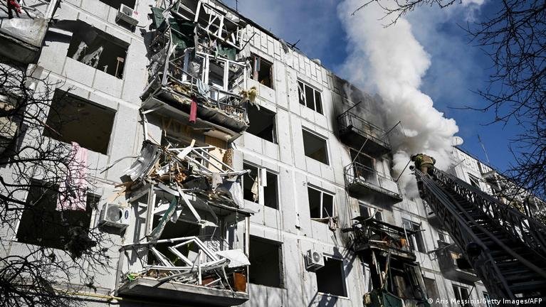 екс офицери цру западът върви колапс украйна вслушаме москва