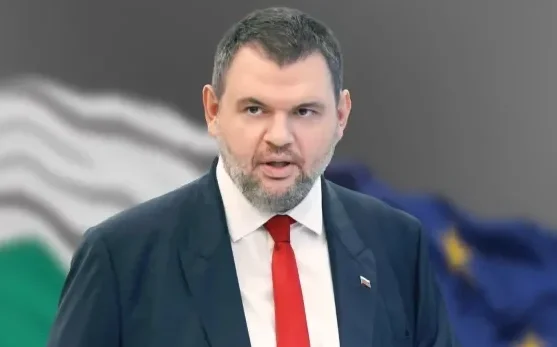 пеевски атака държавния туризъм закрием авиоотряда
