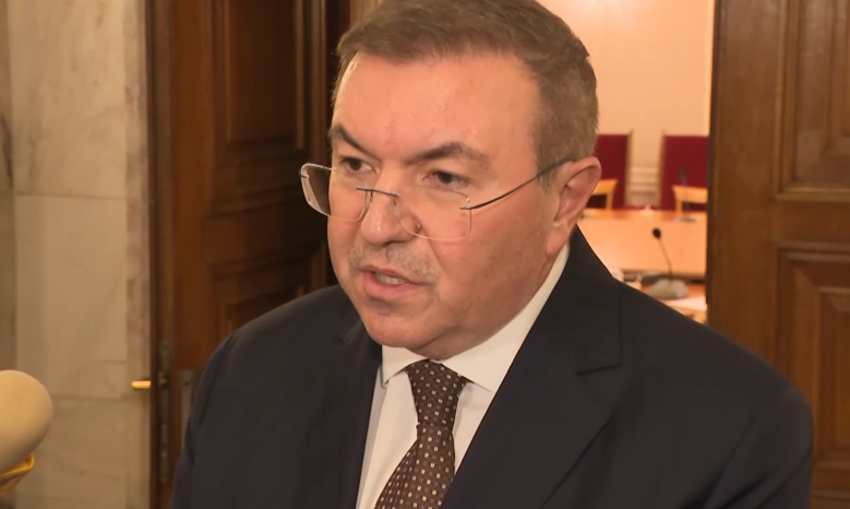 костадин ангелов средствата заплати младите лекари предвидени бюджета