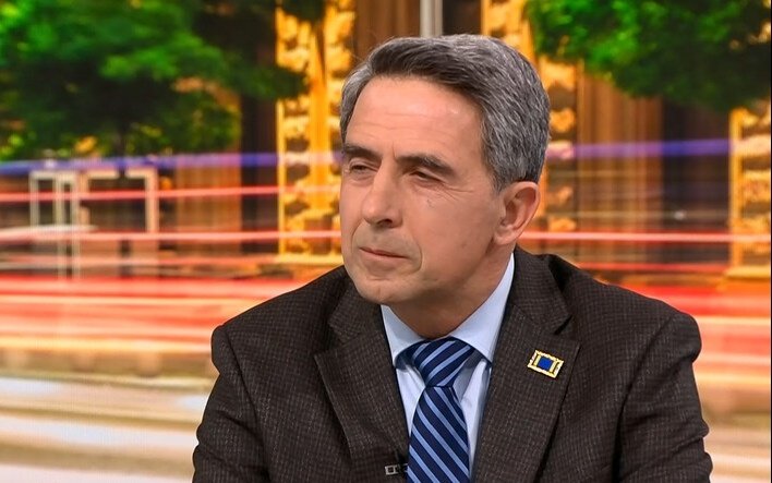 завършен идиот сезон втори път рамките две седмици росен плевнелиев изречение ефир една съща лъжа