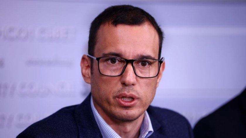 терзиев боклукът причината поради тръгна