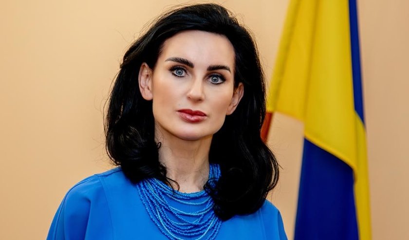 украинската посланичка отправи молба свързана сина убиец
