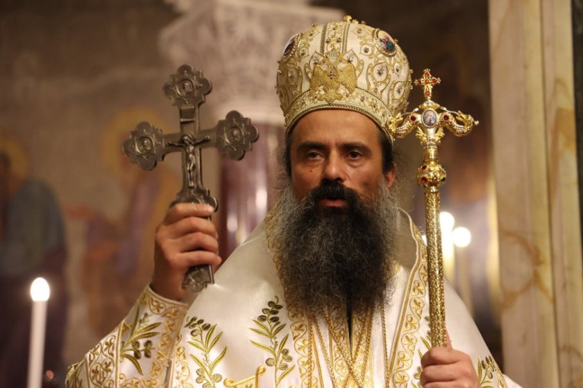патриарх даниил отслужи заупокойна панихида архангелова задушница