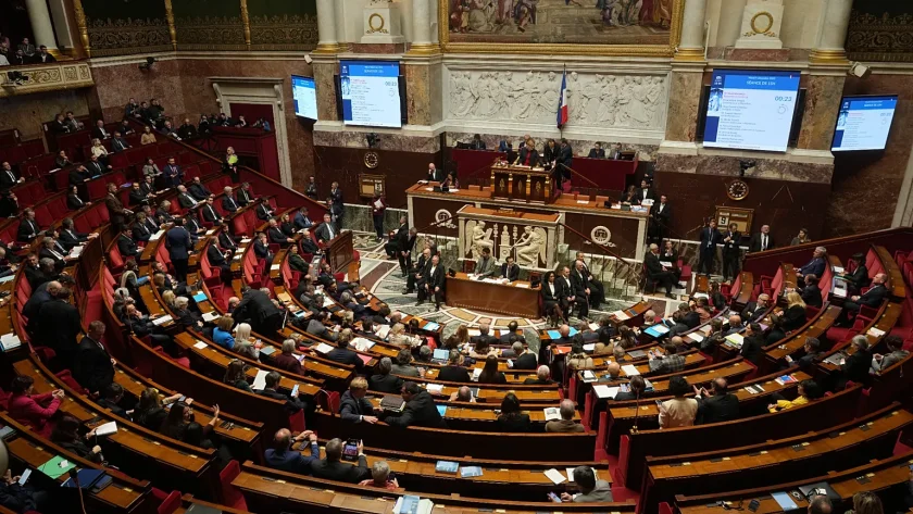 френският парламент одобри временно финансиране бюджета 2026