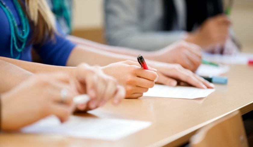изпити повече часове природни науки мон готви промени учениците клас