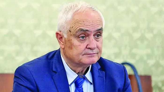 атанас запрянов политическата криза спира модернизацията армията