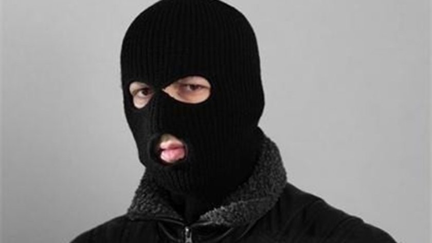 двама мъже обвинени жесток грабеж bdquoобеляldquo