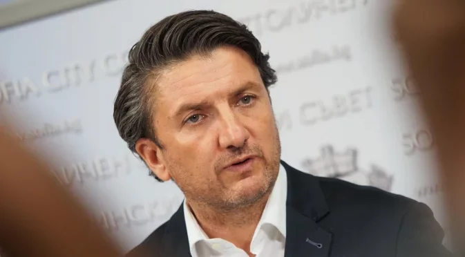 боршош иска дебат промените закона туризма следващите седмици