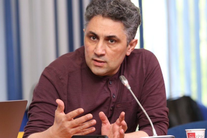 асен генов демократична българия главният губещ местните избори
