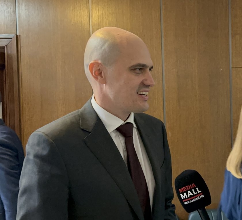 пламен данаилов итн mediamall носи слух имало среща лидерите герб възпроизвеждане ldquoсглобкатаrdquo сос видео