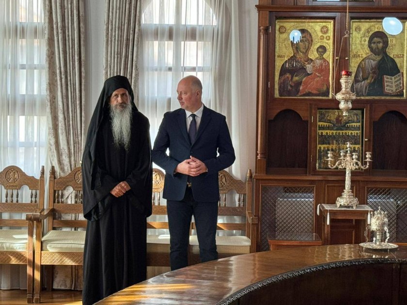 делегация водена председателя росен желязков посещение света гора