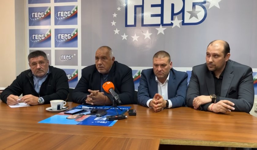 оценките шефа данс отлични искат сменят пипат спокойно машинките