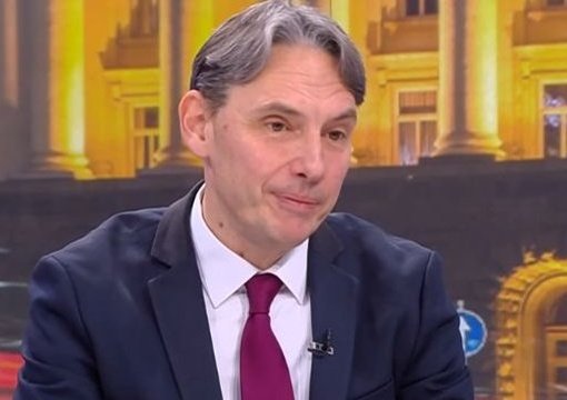 васил пандов парламентът каза българите извън желани