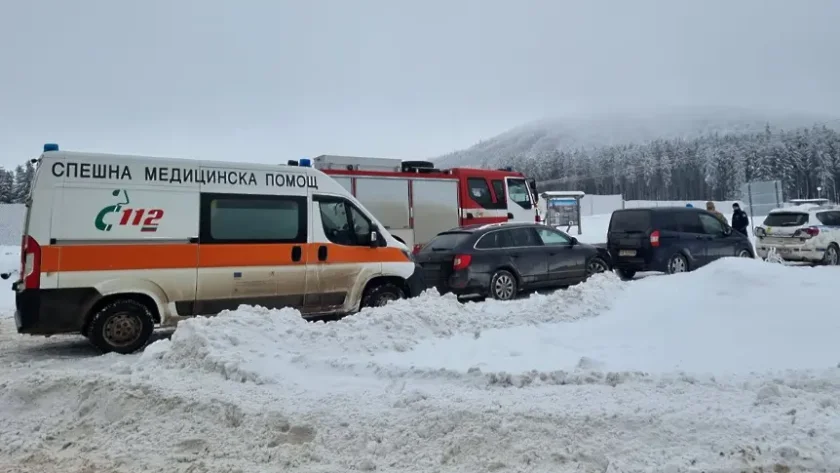разследването продължава полицията издирва поне трима души смъртта трима мъже хижа bdquoпетроханldquo
