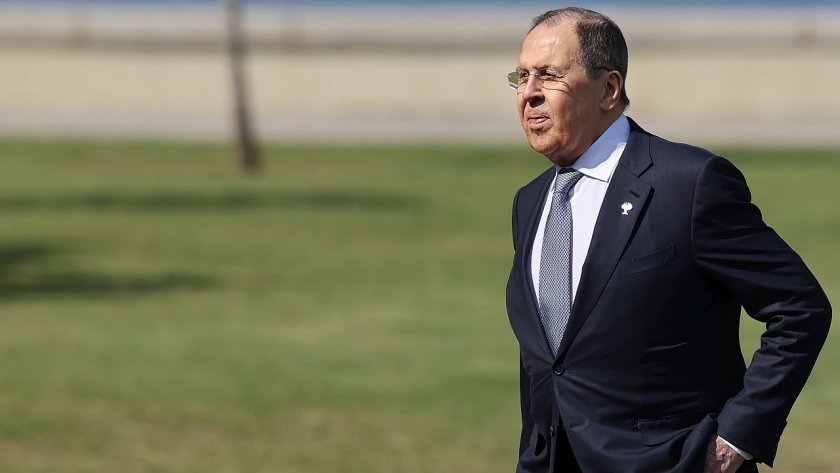 лавров русия противопоставя ограниченията включително енергийни доставки куба